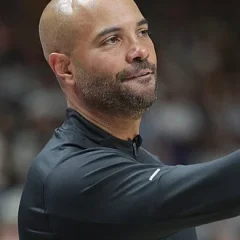 Jordi Fernández height profile photo