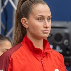 Jordyn Huitema height profile photo