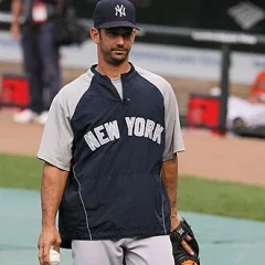 Jorge Posada height profile photo