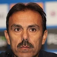 Jos Luhukay height profile photo