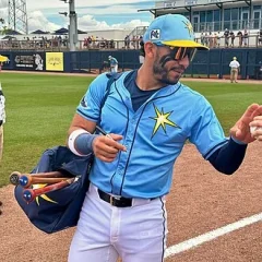 José Caballero (baseball) height profile photo