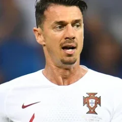 José Fonte height profile photo