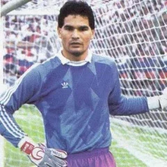 José Luis Chilavert height profile photo