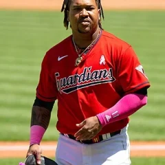 José Ramírez (third baseman) height profile photo