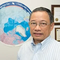 Josefino Comiso height profile photo