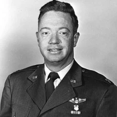 Joseph Kittinger height profile photo