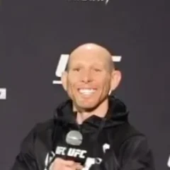 Josh Emmett height profile photo