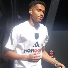 Josh King (footballer, born 2007) height profile photo
