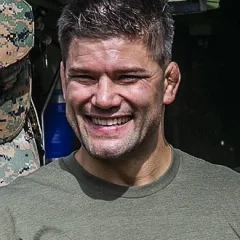 Josh Thomson height profile photo