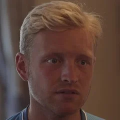 Josh Wright height profile photo