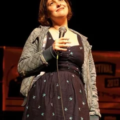 Josie Long height profile photo