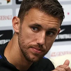 Josip Pivarić height profile photo