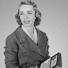 Joyce Brothers height profile photo