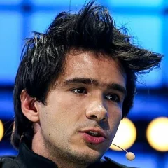 Juan Branco height profile photo