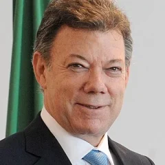 Juan Manuel Santos height profile photo