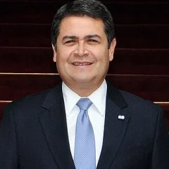 Juan Orlando Hernández height profile photo