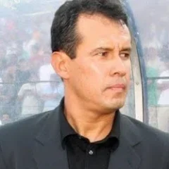 Juan Reynoso (footballer) height profile photo
