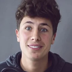 Juanpa Zurita height profile photo
