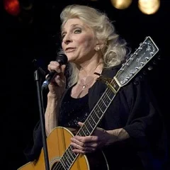 Judy Collins height profile photo