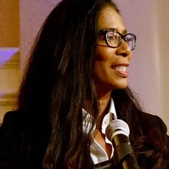 Judy Smith height profile photo