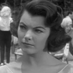 Judy Tyler height profile photo