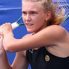 Julia Avdeeva height profile photo