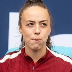 Julia Grosso height profile photo