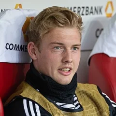 Julian Brandt height profile photo
