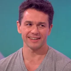 Julian Ovenden height profile photo