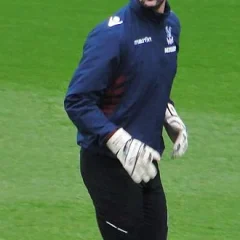Julián Speroni height profile photo