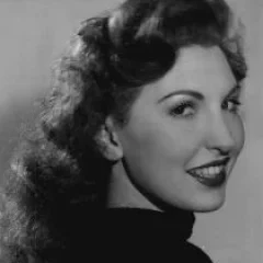 Julie Bennett height profile photo