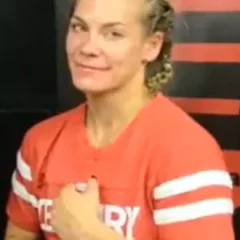 Julie Kedzie height profile photo