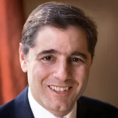 Julius Genachowski height profile photo