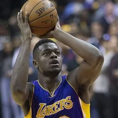 Julius Randle height profile photo