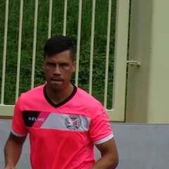 Juninho (footballer, born December 1990) height profile photo