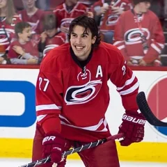 Justin Faulk height profile photo