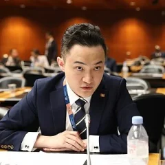 Justin Sun height profile photo