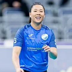 Justine Wong-Orantes height profile photo