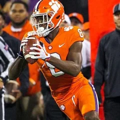 Justyn Ross height profile photo