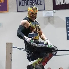 Juventud Guerrera height profile photo