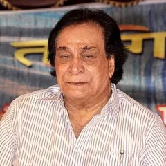 Kader Khan height profile photo
