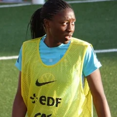 Kadidiatou Diani height profile photo