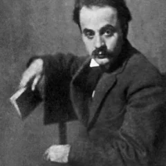 Kahlil Gibran height profile photo