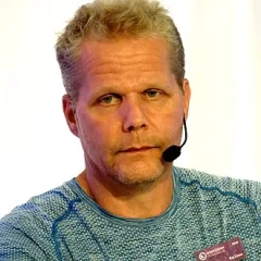 Kaj Linna height profile photo