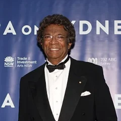 Kamahl height profile photo