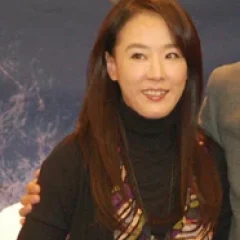 Kang Soo-yeon height profile photo