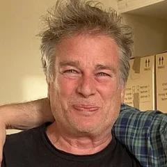 Karan Kapoor height profile photo