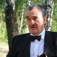Karel Schwarzenberg height profile photo