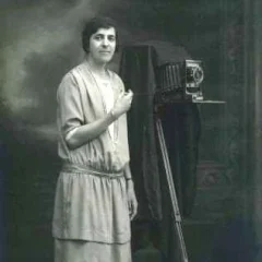 Karimeh Abbud height profile photo