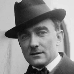 Karol Szymanowski height profile photo